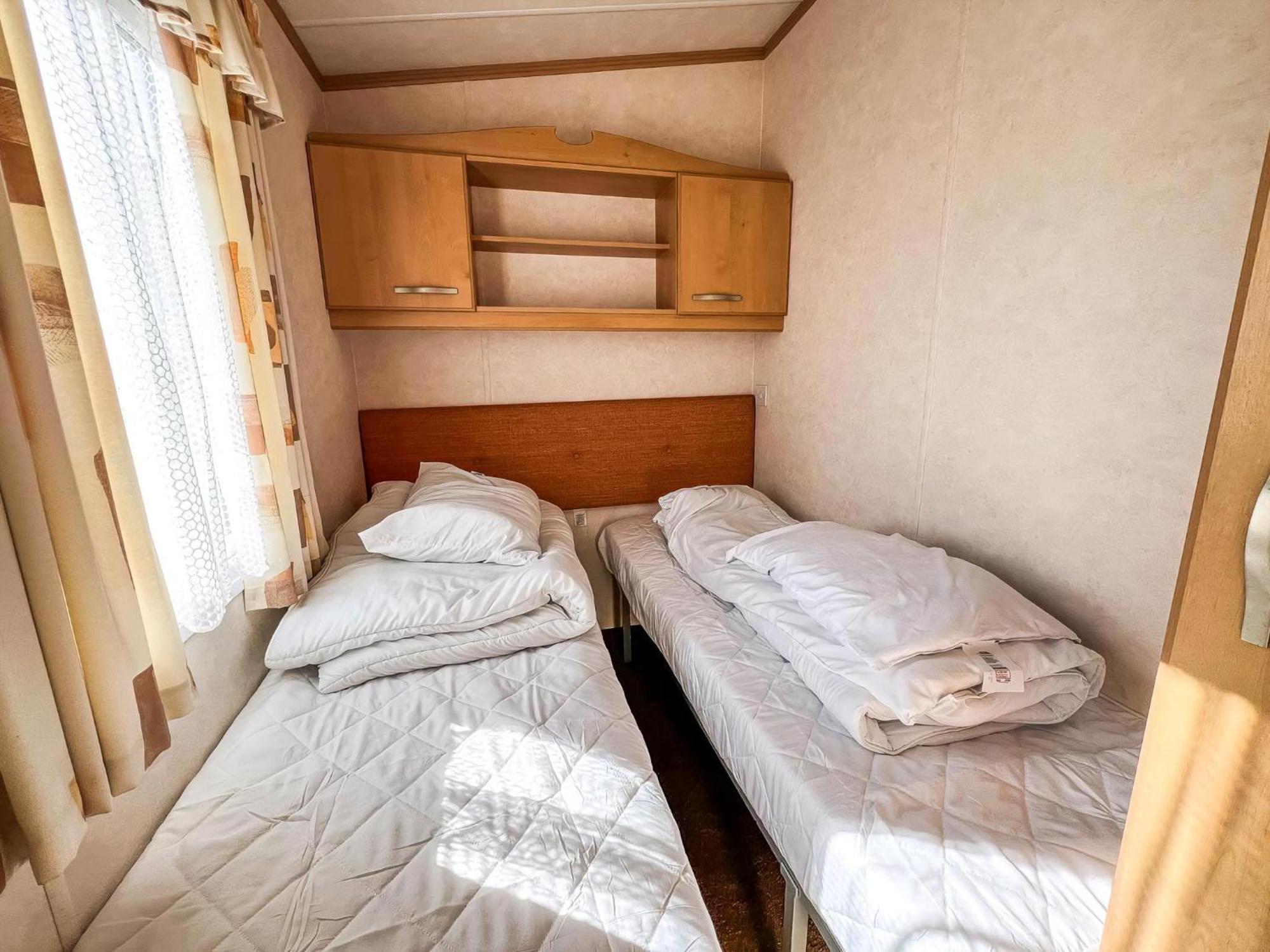 6 Berth Dog Friendly Caravan In In Norfolk Ref 13014l Ханстантон